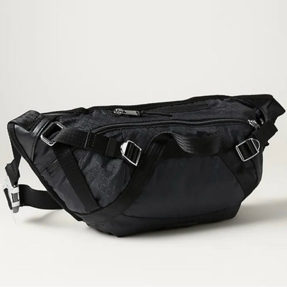 Athleta Handbags - Athleta Excursion Waistbag Black Travel Waist Sling Bag
